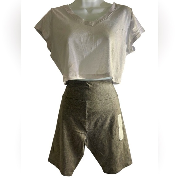 Tops - Women's White Crop Top (Size L) and Grey Spandex (Size M), workout set
